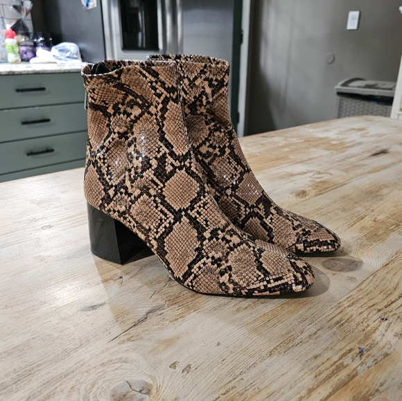 Zara Snakeskin Trendy Block Heel Zip Ankle Pointed Toe - Picture 6 of 12